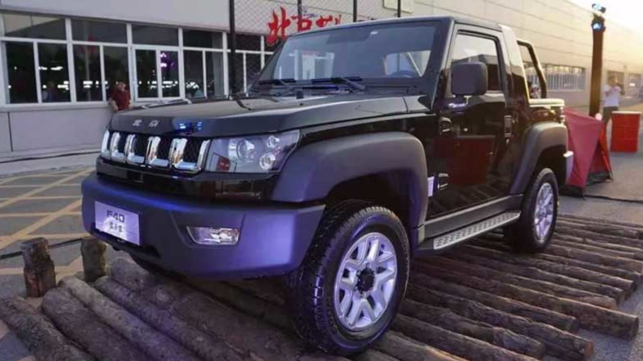 Formacar: F40, But Not A Ferrari: Chinese Jeep Wrangler clone debuts ...