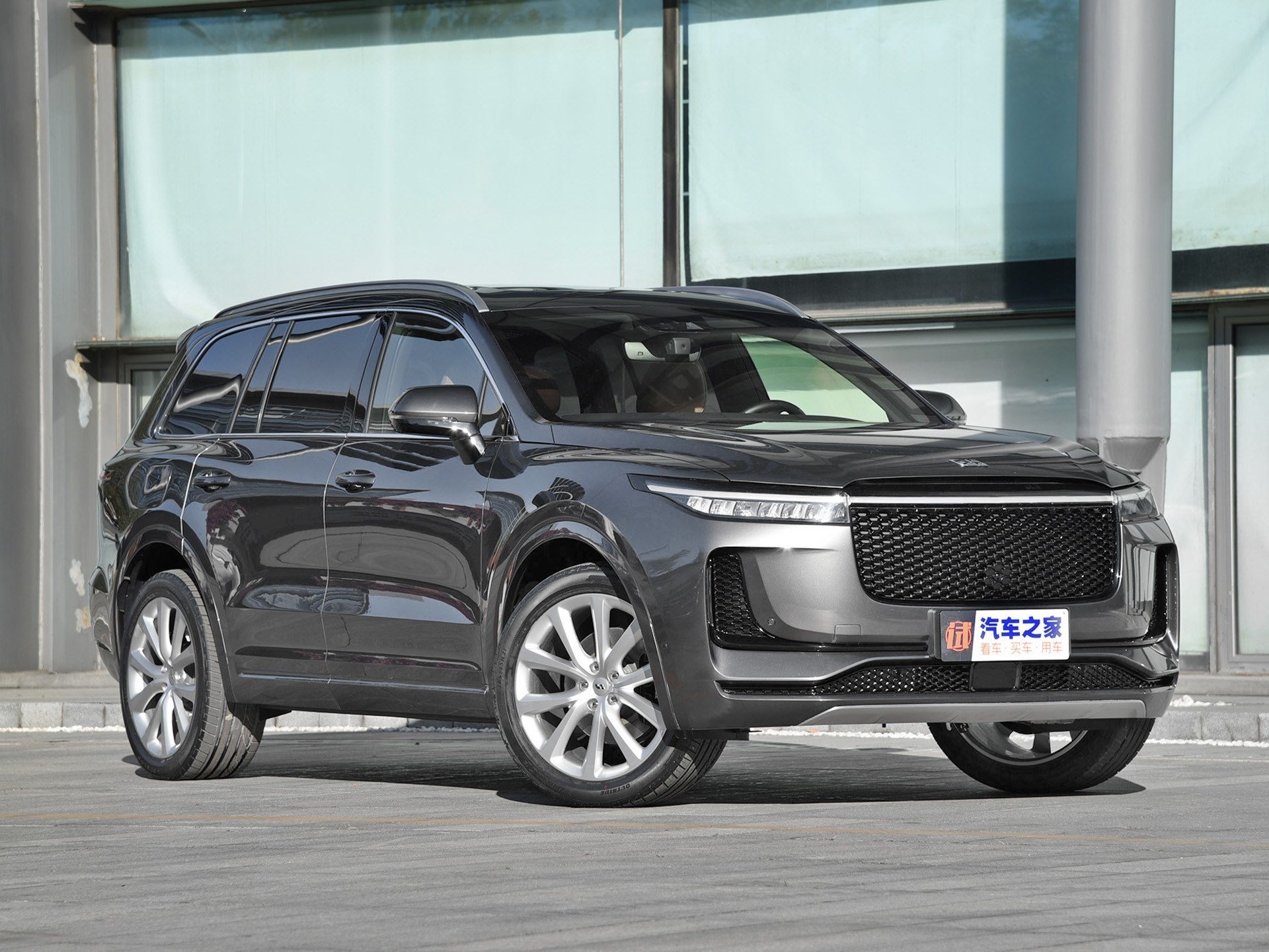 Китайская л 9. Li one электромобиль 2021. Китайский кроссовер li one. Li one 2022. Li Xiang one Hybrid SUV 2020.