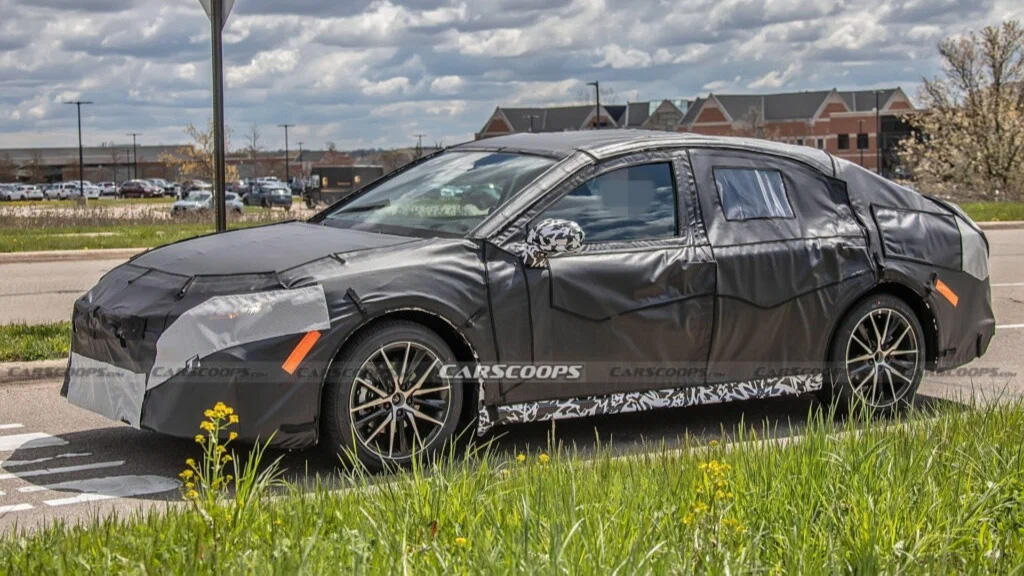 Formacar: 9th-gen Toyota Camry spied testing